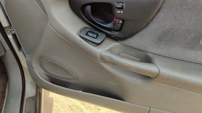 2002 Chevy Malibu Passenger Right Front Inside Door Trim Panel Only Oem Gray 92B