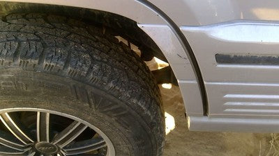1994 Jeep Grand Cherokee Passenger Right Rear Moulding On Quarter Panel Silver