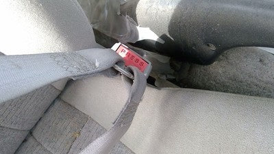 1998 Saturn Sw2 Passenger Right Front Seat Belt Buckle Receiver Oem Gray