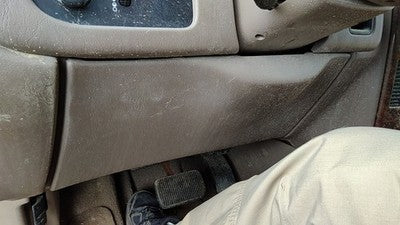 2000-2003 Ford Windstar Lower Dash Under Column Knee Bolster Trim Panel Oem Tan