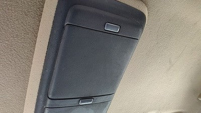 97 Silverado 2500 Center Overhead Console Oem Dome Light Map Lamp Cubby Tan 52D