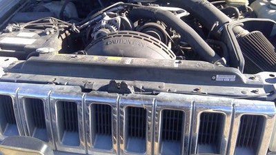 93-98 Jeep Grand Cherokee Top Plastic Cover Above Radiator Support Upper Shield