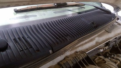2002 Ford Van E450 Windshield Wiper Cowl Vent Trim Panel Oem Grille