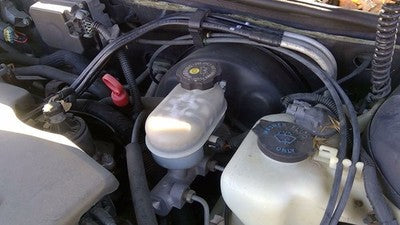 1997-2000 Buick Park Ave Power Brake Booster With Master Cylinder Pair Set Oem