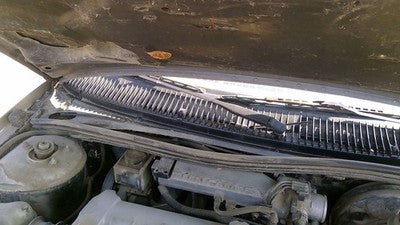 1993 Saturn Sw2 Windshield Wiper Cowl Vent Trim Panel Oem Grille