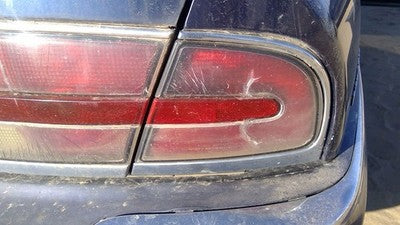 1998-2004 Buick Park Ave Passenger Right Tail Light Brake Lamp Oem Rear 16525982