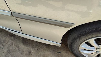 02 Pontiac Sunfire Driver Left Rear Moulding On Quarter Panel Silver 95U 2 Door