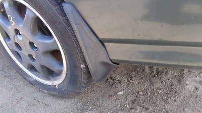 1991 Mitsubishi Galant Vr-4 Driver Left Rear Mud Flap Rock Guard Shield Back Awd