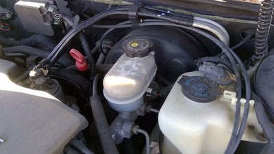 1997-2000 Buick Park Ave Power Brake Booster With Master Cylinder Pair Set Oem