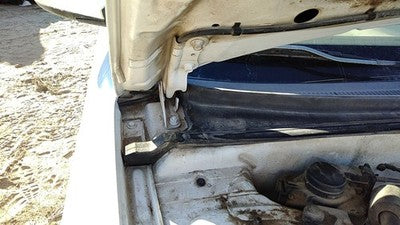 2003 Hyundai Elantra Passenger Right Hood Hinge Assembly Oem White
