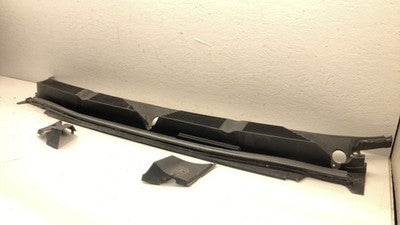 2008 Chevy Silverado 2500 Windshield Wiper Cowl Vent Trim Panel Oem Cover