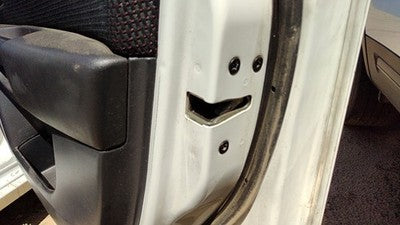 2004-09 Mazda 3 Passenger Right Front Door Latch With Rods/Cables Oem Ban858310