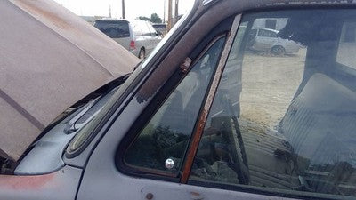 73-87 Sierra K10 1500 Driver Left Front Vent Window Small Door Glass With Frame