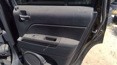 09-17 Jeep Patriot Passenger Right Rear Inside Door Trim Panel Only Back Gray Dv