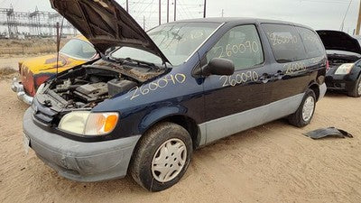 98-03 Sienna Passenger Right Front Spindle Steering Knuckle With Wheel Hub