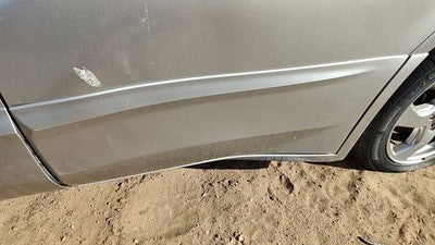 00-04 Bonneville Driver Left Rear Moulding From Door Back Trim Strip Silver 67U