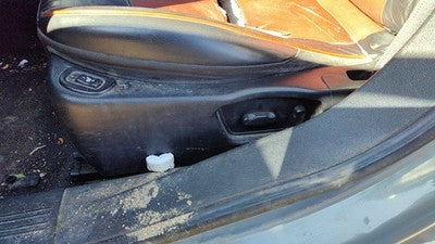 08 New Style Malibu Driver Left Side Power Seat Switch With Trim Panel Ebony 242