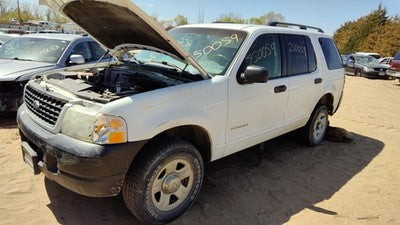 2002-2004 Ford Explorer Driver Left Rear Knuckle Assembly Oem Stub Axle With Hub