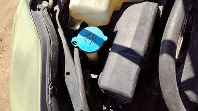 2004-08 Nissan Maxima Windshield Washer Fluid Reservoir With Pump Oem Wiper Tank