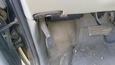 2000 Chrysler Voyager Parking Brake Pedal Assembly Oem Complete Emergency Unit