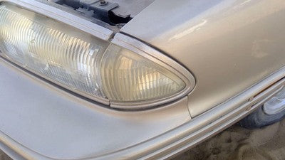 94-95 Olds Eighty Eight Driver Left Front Turn Signal Light Lamp Fender Mounted