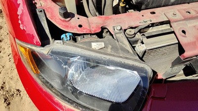 2003-2005 Chevy Cavalier Passenger Right Head Light Front Lamp 22707273