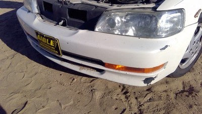1996-1998 Acura Tl Front Bumper Cover Assembly Oem White 04711