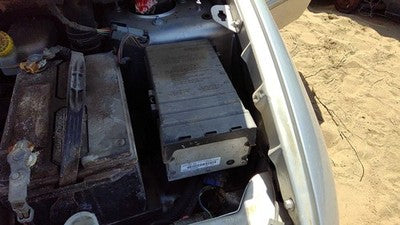 2005 Chrysler Town & Country Multifunction Control Module Computer With Fuse Box