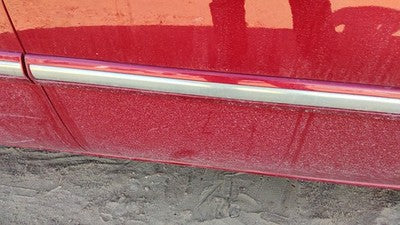 04-07 Town & Country Passenger Right Front Moulding Door Trim Inferno Red Prh