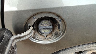 1999-2000 Ford Windstar Fuel Filler Neck Assembly With Gas Cap Oem Xf2z9034aa