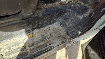 2002 Savana Van 2500 Passenger Right Lower Side Step Trim Panel Oem