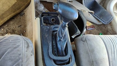 01 Impala Floor Shifter Lever Assembly Automatic Transmission Neutral 52D