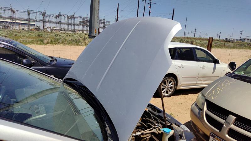 2007-2012 Nissan Sentra Hood