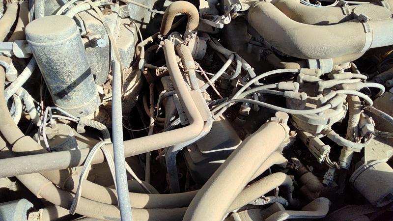 1988-1992 Ford Pickup F250 Series Cylinder Head