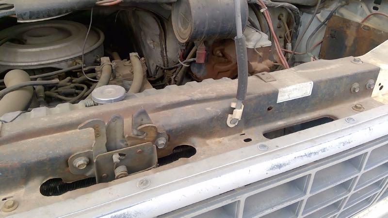 1975-1981 Ford Van E250 Radiator Support