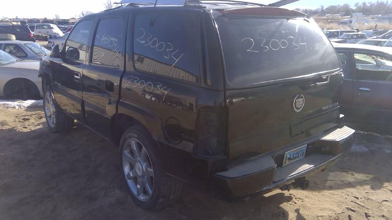 2001-2006 Cadillac Escalade Carrier/Differential Assembly