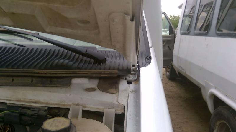 2002 Ford Van E450 Hood Hinge RH