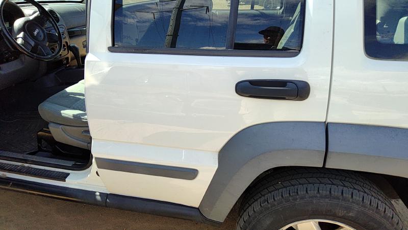 2002-2007 Jeep Liberty Rear Door LH