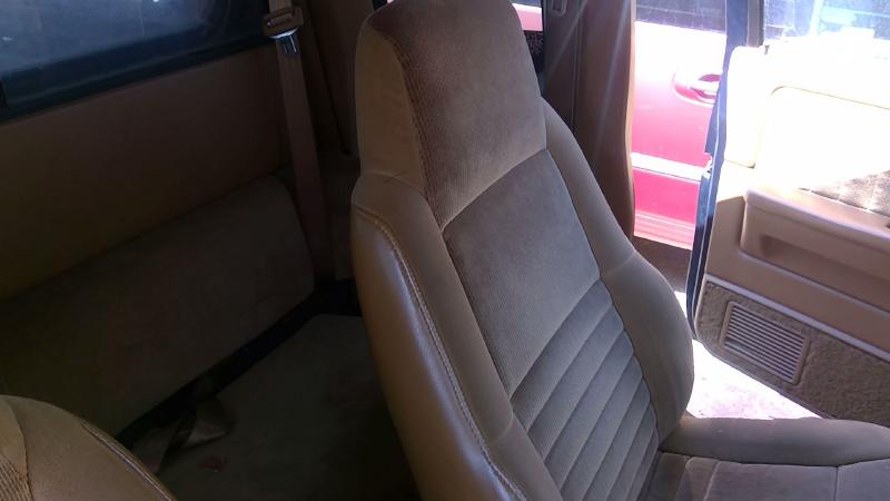 1993 Dodge Dakota (mid-size) Seat Track