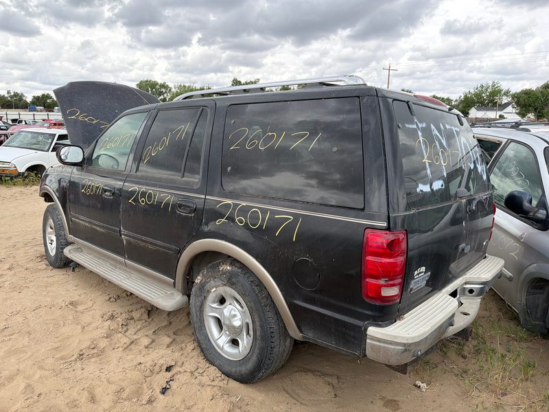 1999-2002 Ford Expedition Rear Axle Assy.