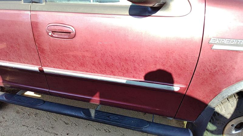 1997-2002 Ford Expedition Front Door RH