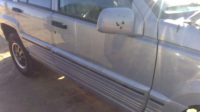 1993-1998 Jeep Grand Cherokee Front Door RH