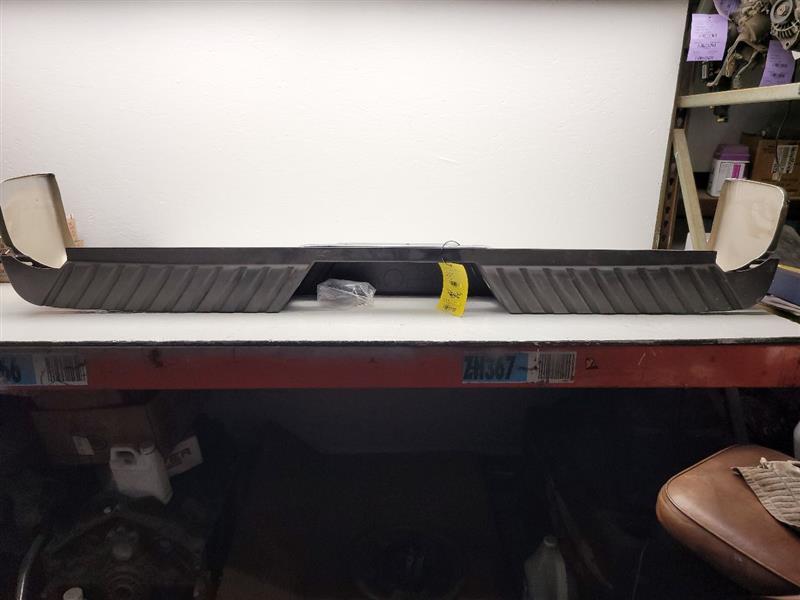 2004-2006 Ford Pickup F150 Series Rear Bumper Assembly