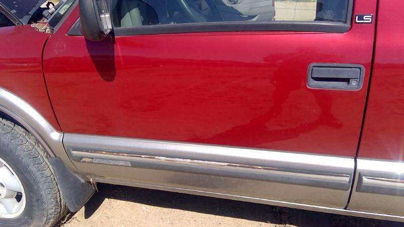 1998-2005 Blazer S10/jimmy S15 Front Door LH