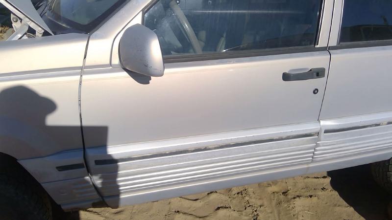 1993-1998 Jeep Grand Cherokee Front Door LH