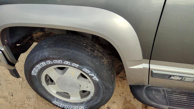 1988-2002 Chevy/gmc Suburban 1500 Series Fender LH