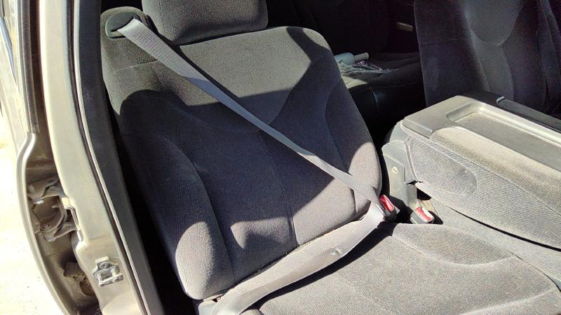 2001-2002 GMC Sierra 2500 Pickup Front Seat Belt