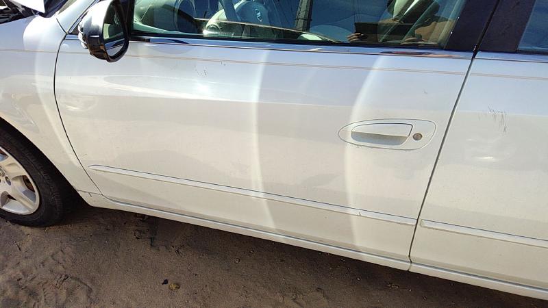 2002-2004 Nissan Altima Front Door LH
