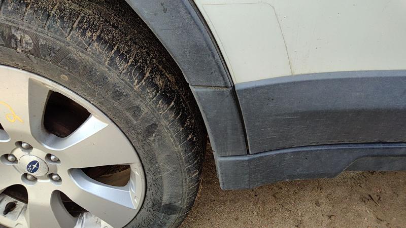 2012 Subaru Legacy/ Outback Quarter Panel Moulding RH