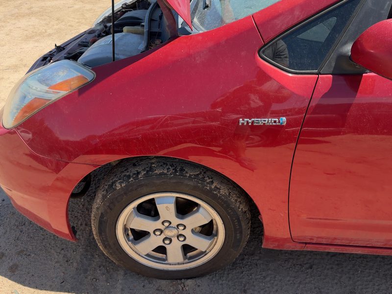 2004-2009 Toyota Prius Fender LH